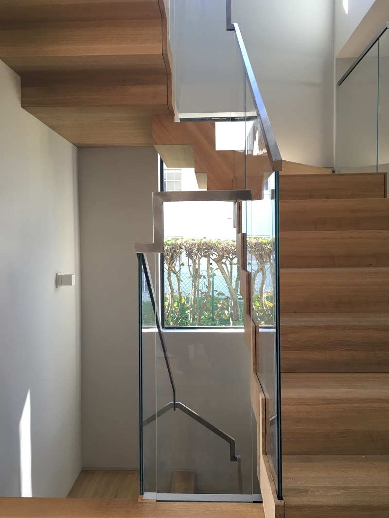 Glass Handrail